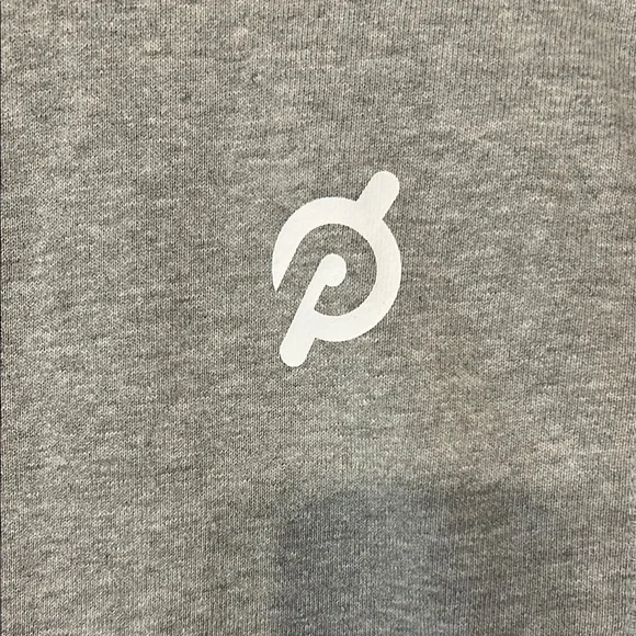 Peloton Gray and Pink Women's Pullover Size Medium - Picture 4 of 9